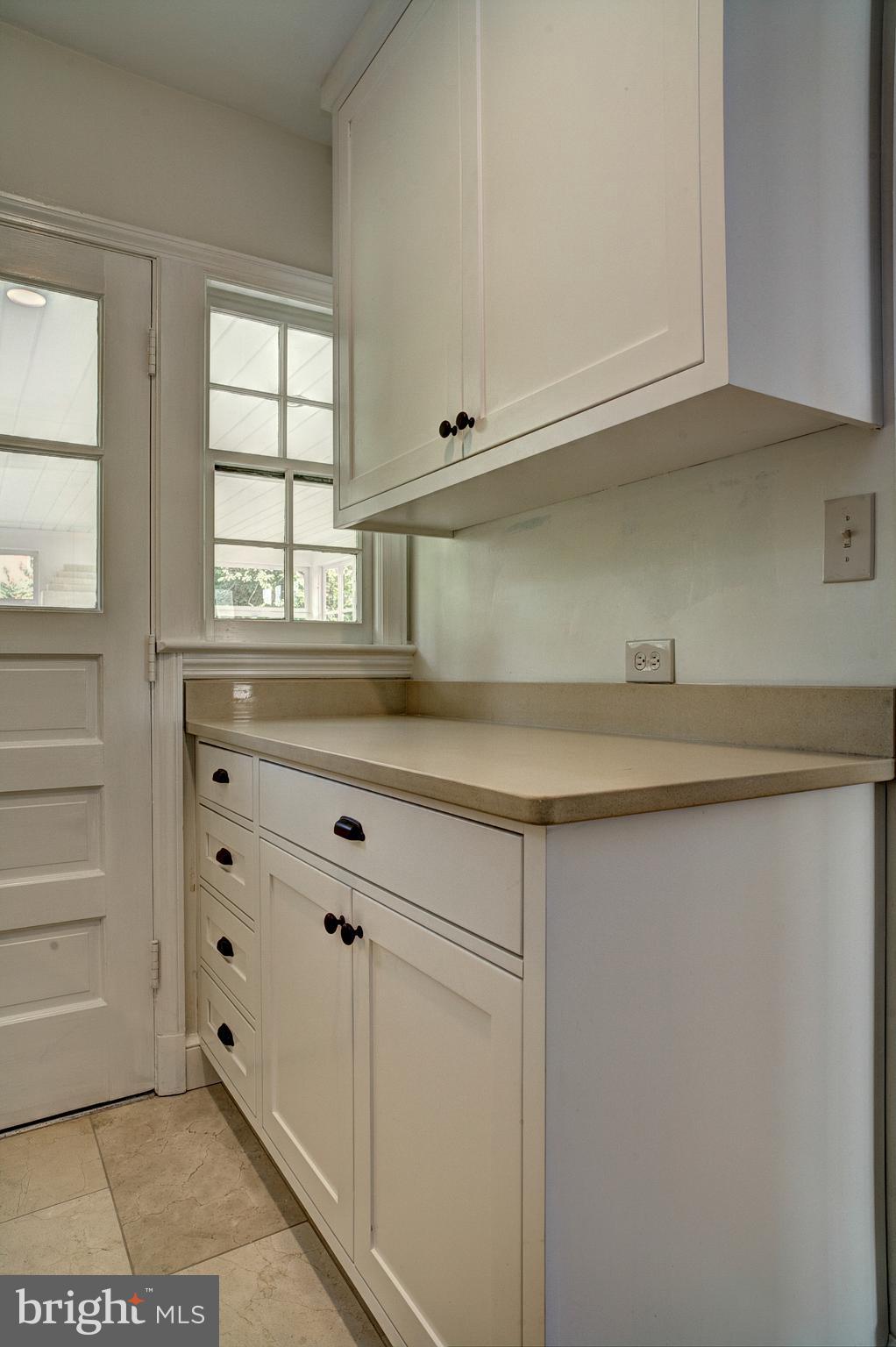 NORTH RIDGE - Residential Lease