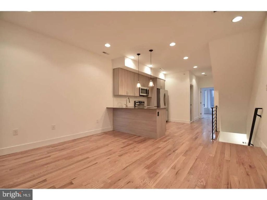 Photo of 1211 N Franklin Street, PHILADELPHIA, PA 19122 (MLS # PAPH2465658)