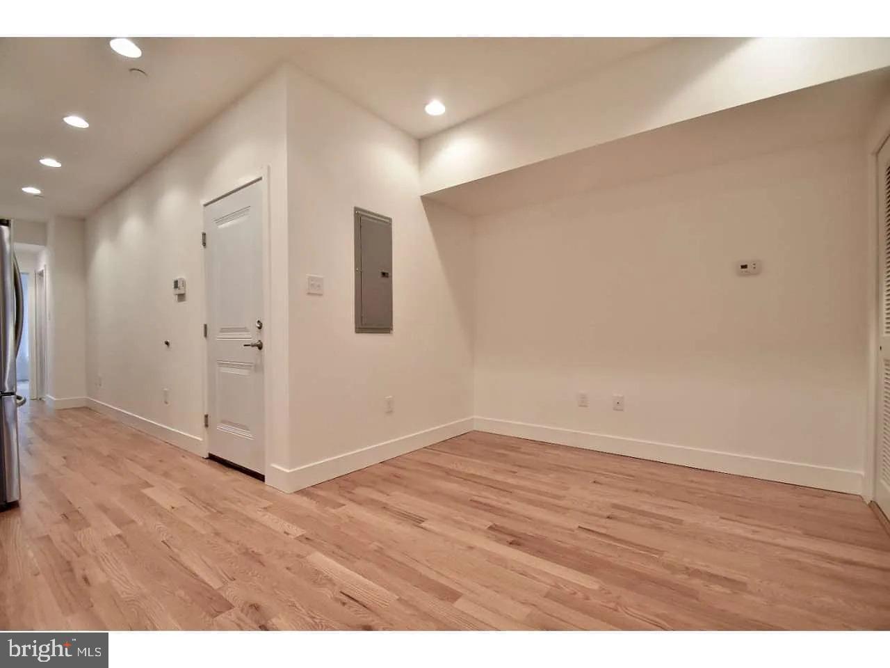 SOUTH KENSINGTON - Residential Income