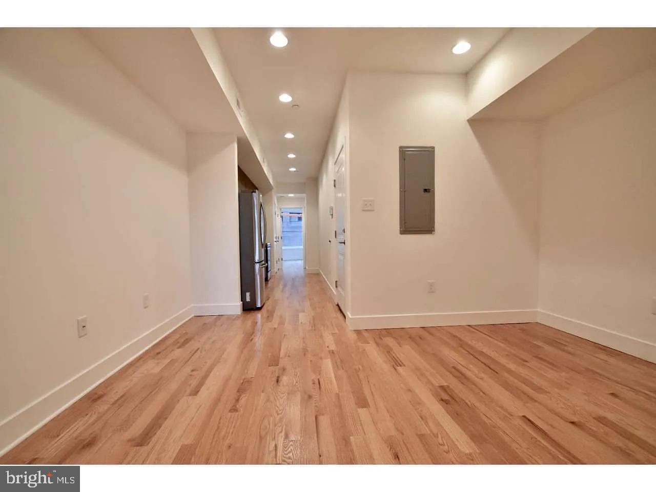 SOUTH KENSINGTON - Residential Income