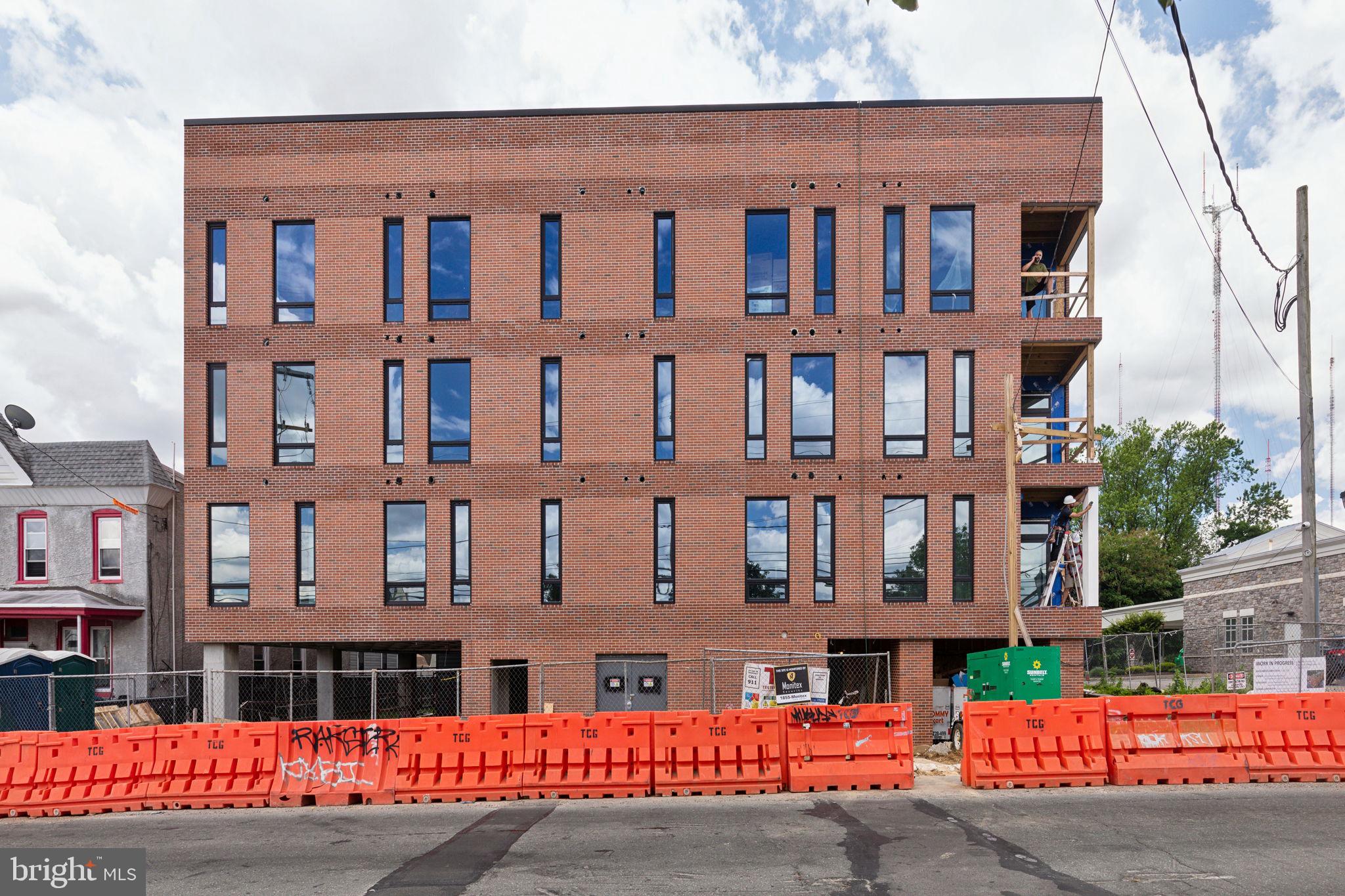 ROXBOROUGH - Residential Lease