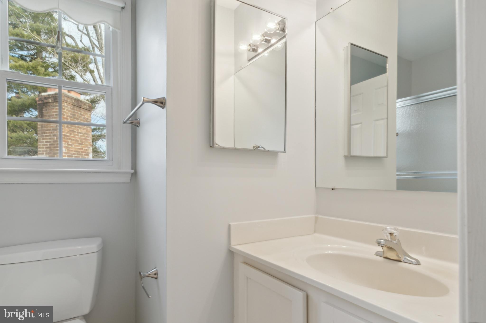 OAK MANOR - Residential