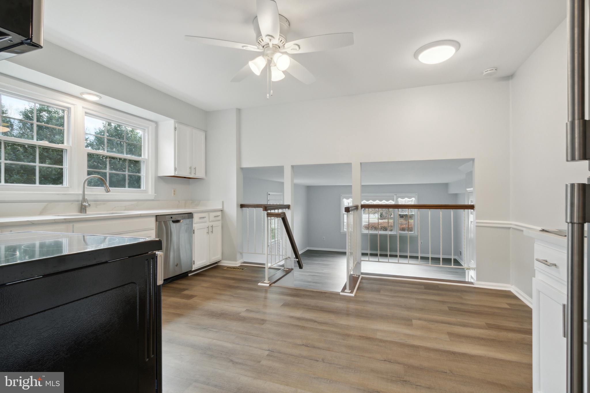 OAK MANOR - Residential