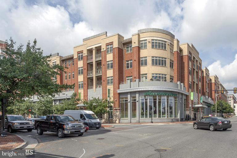 ALEXANDRIA - Residential Lease