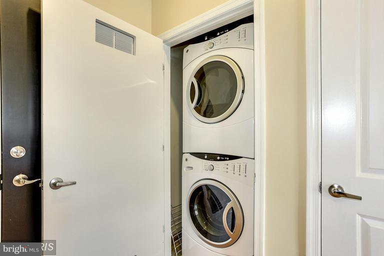 ALEXANDRIA - Residential Lease