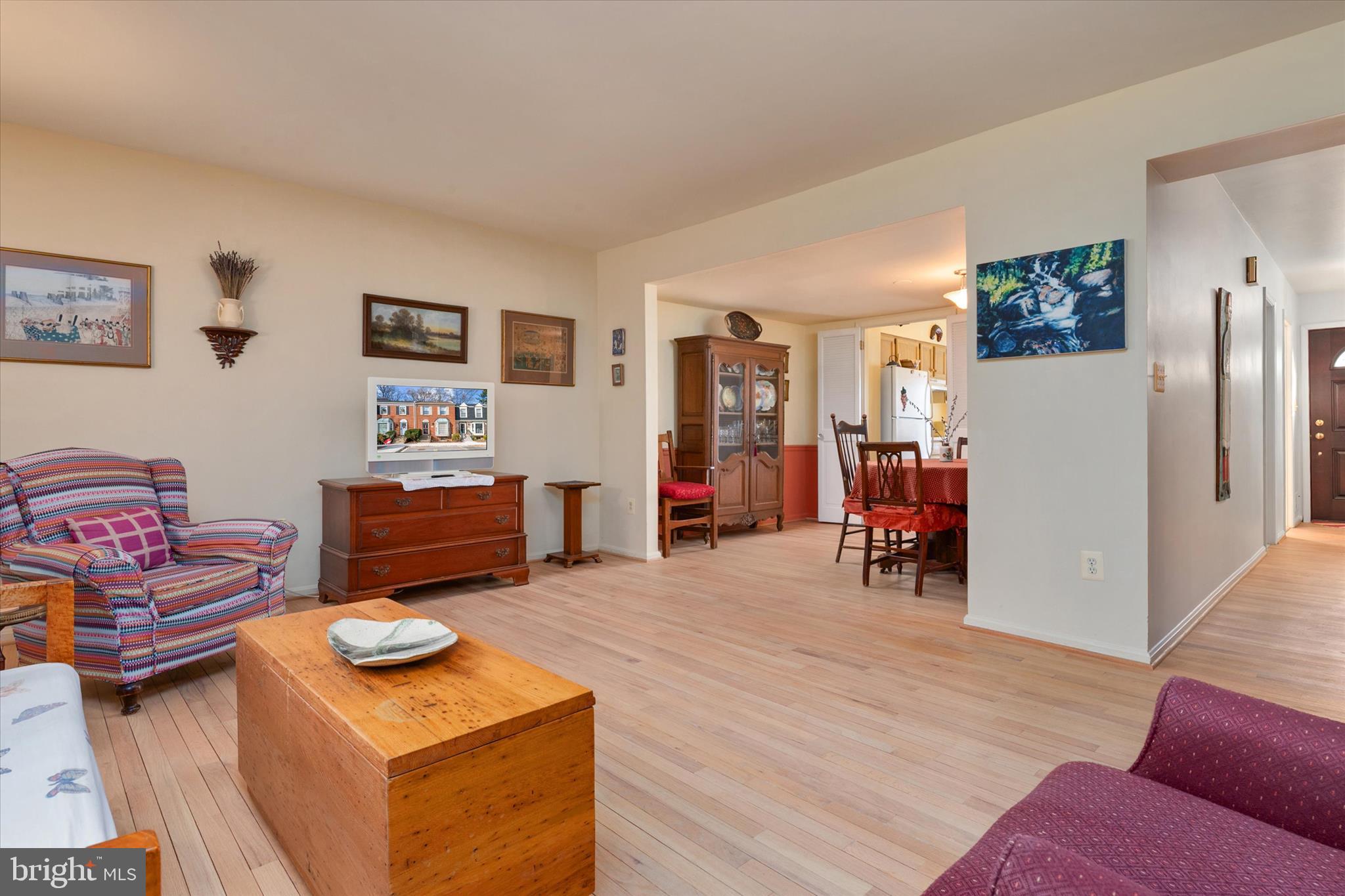 BAY HILLS - Residential