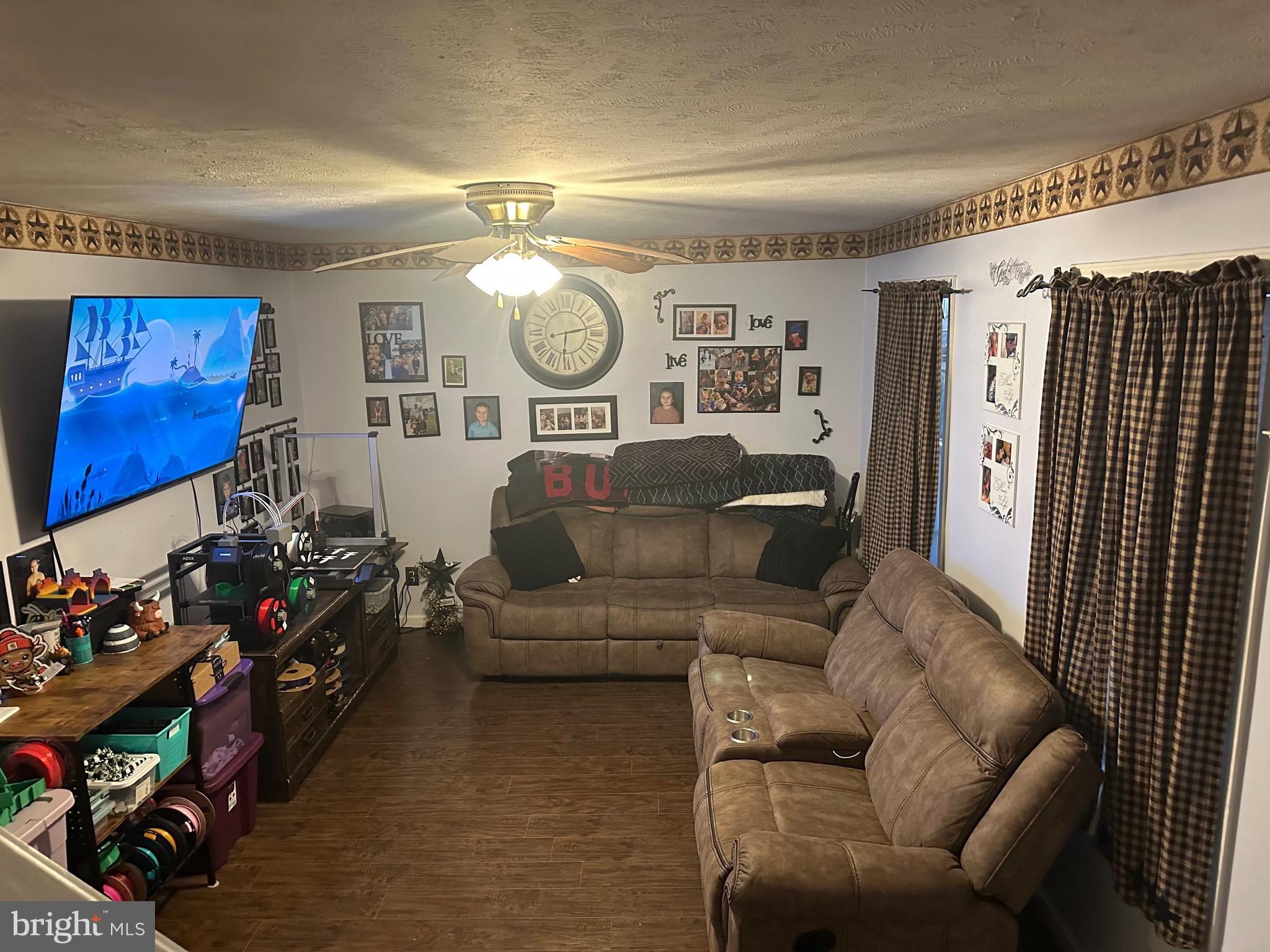 HIGHLAND VIEW - Residential