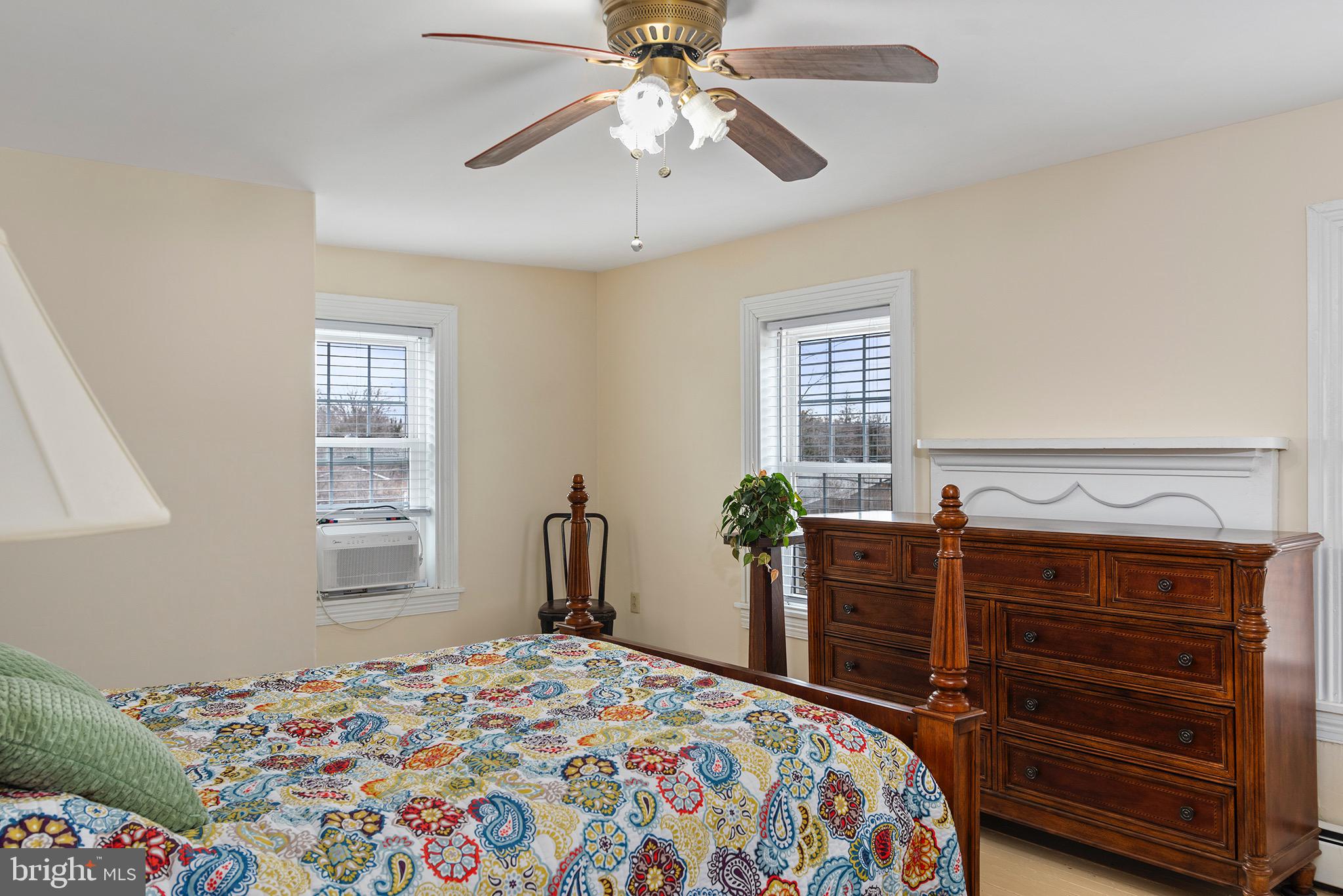 STILL POND - Residential