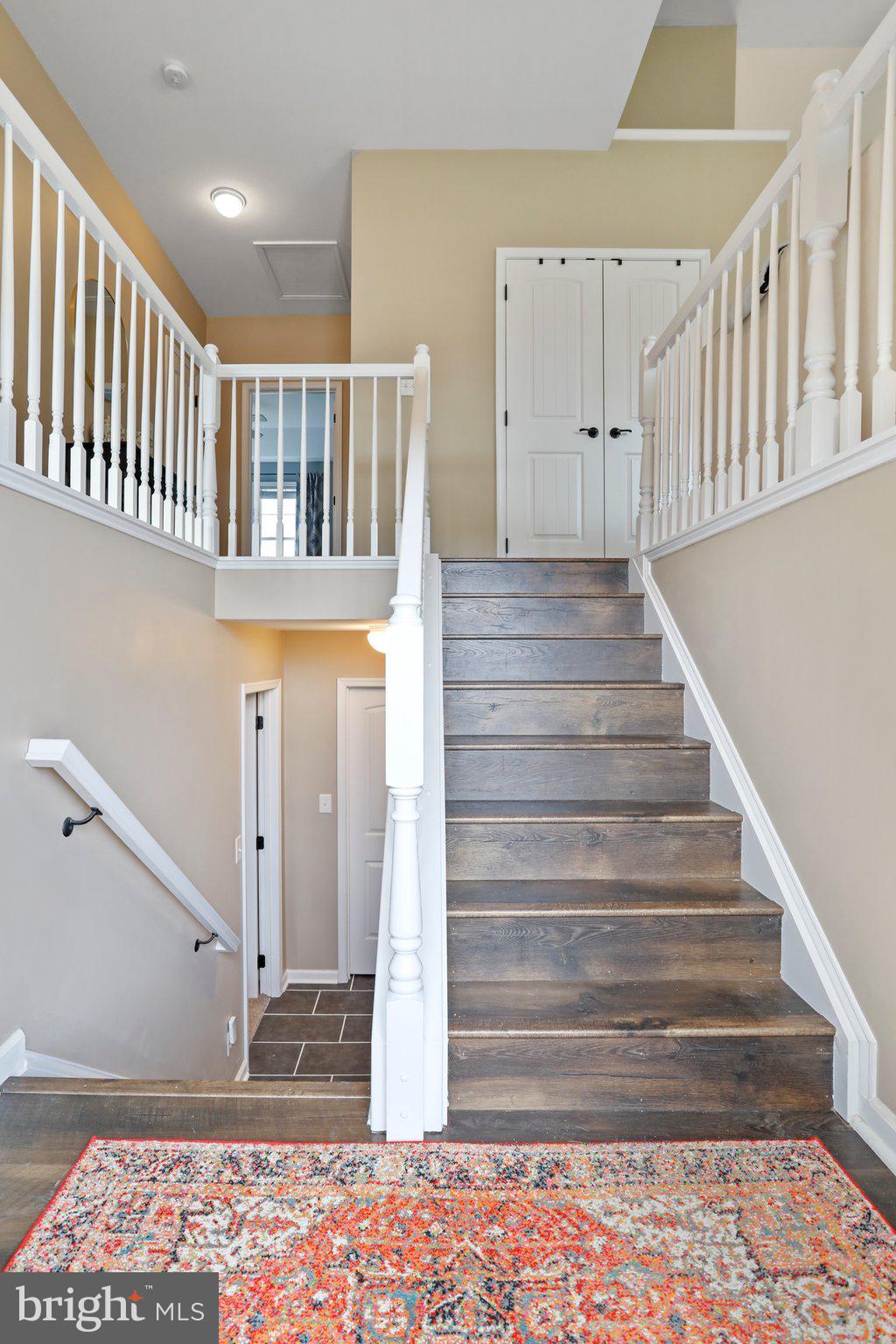 RED HILL - Residential