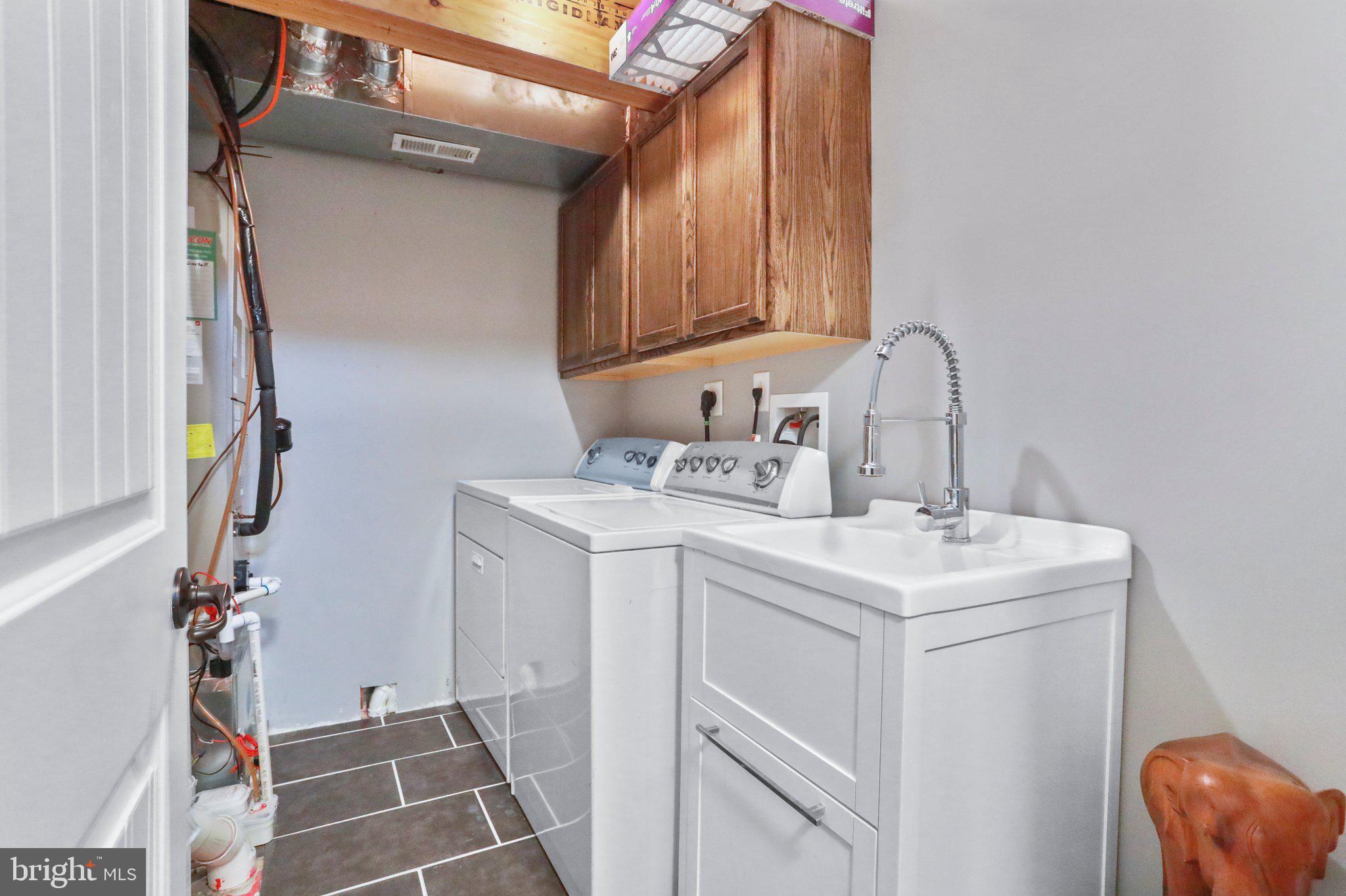 RED HILL - Residential