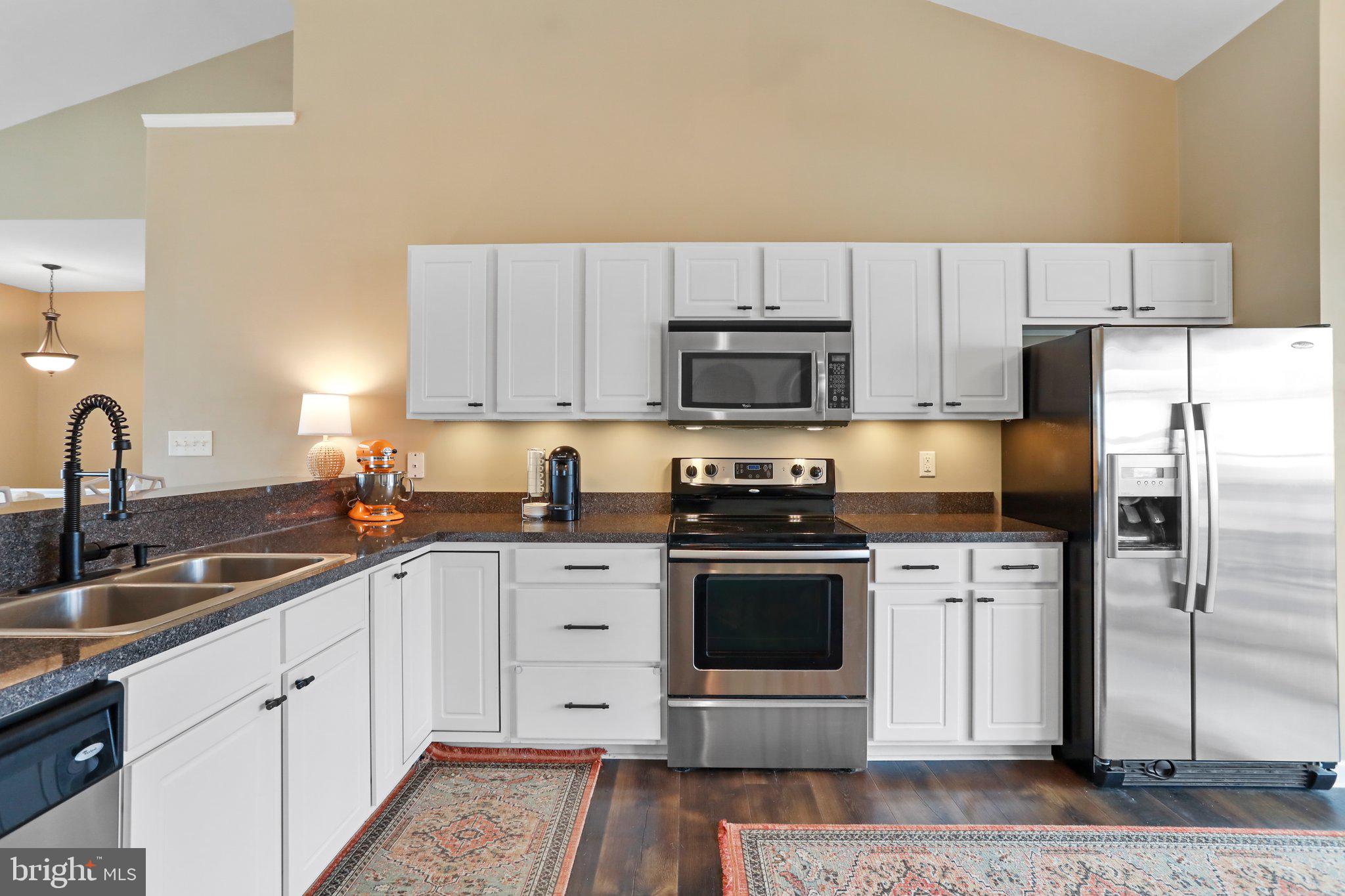 RED HILL - Residential