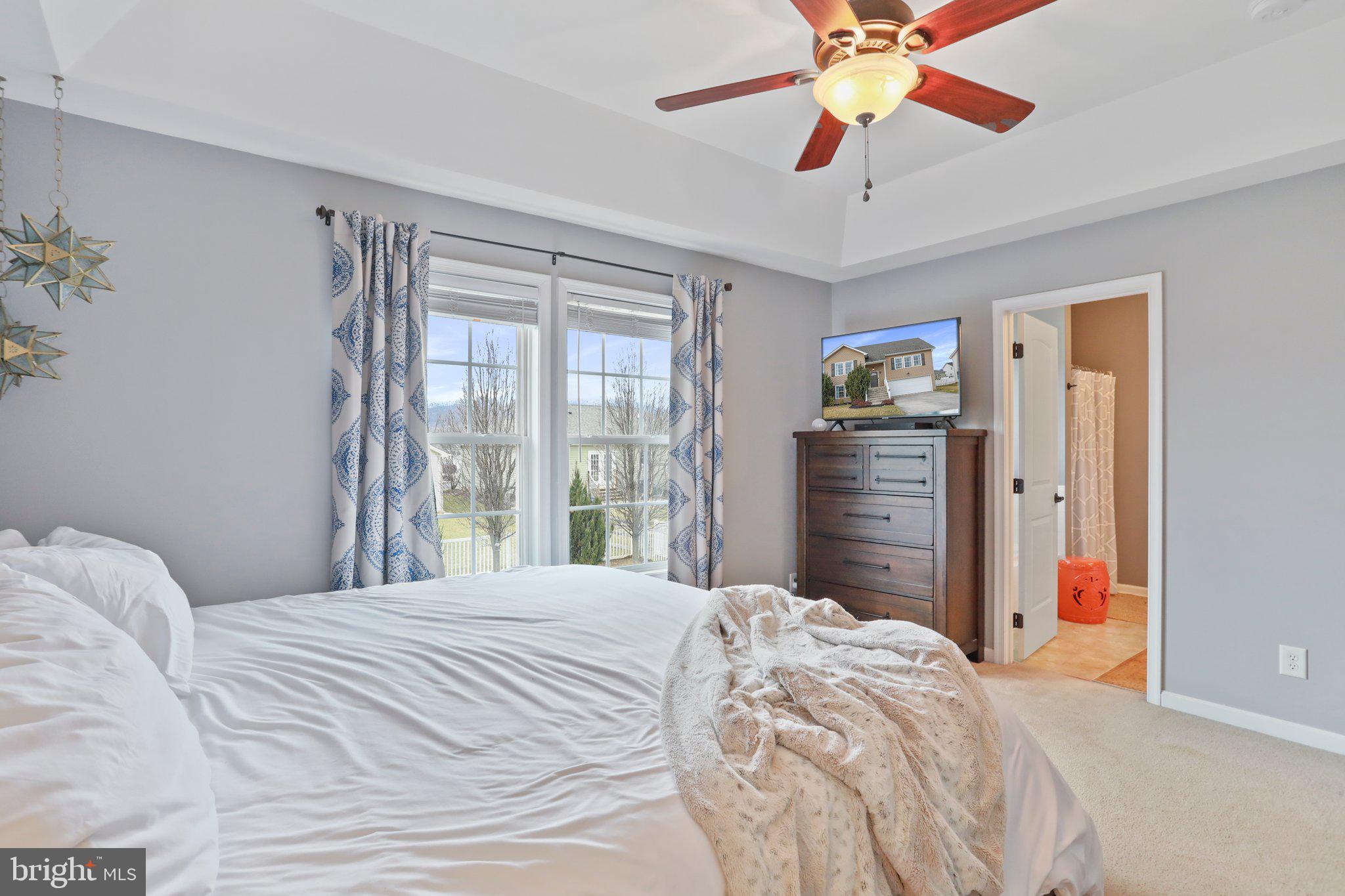 RED HILL - Residential