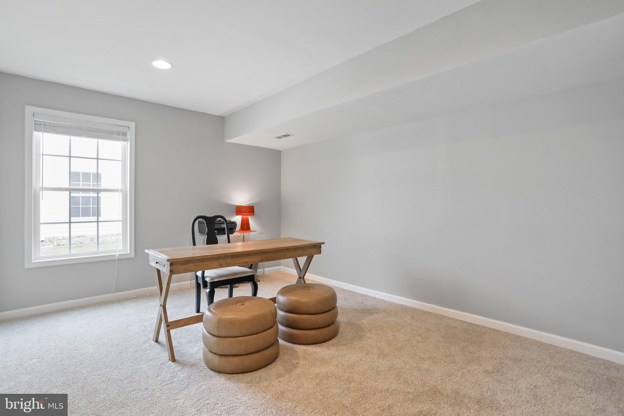 RED HILL - Residential