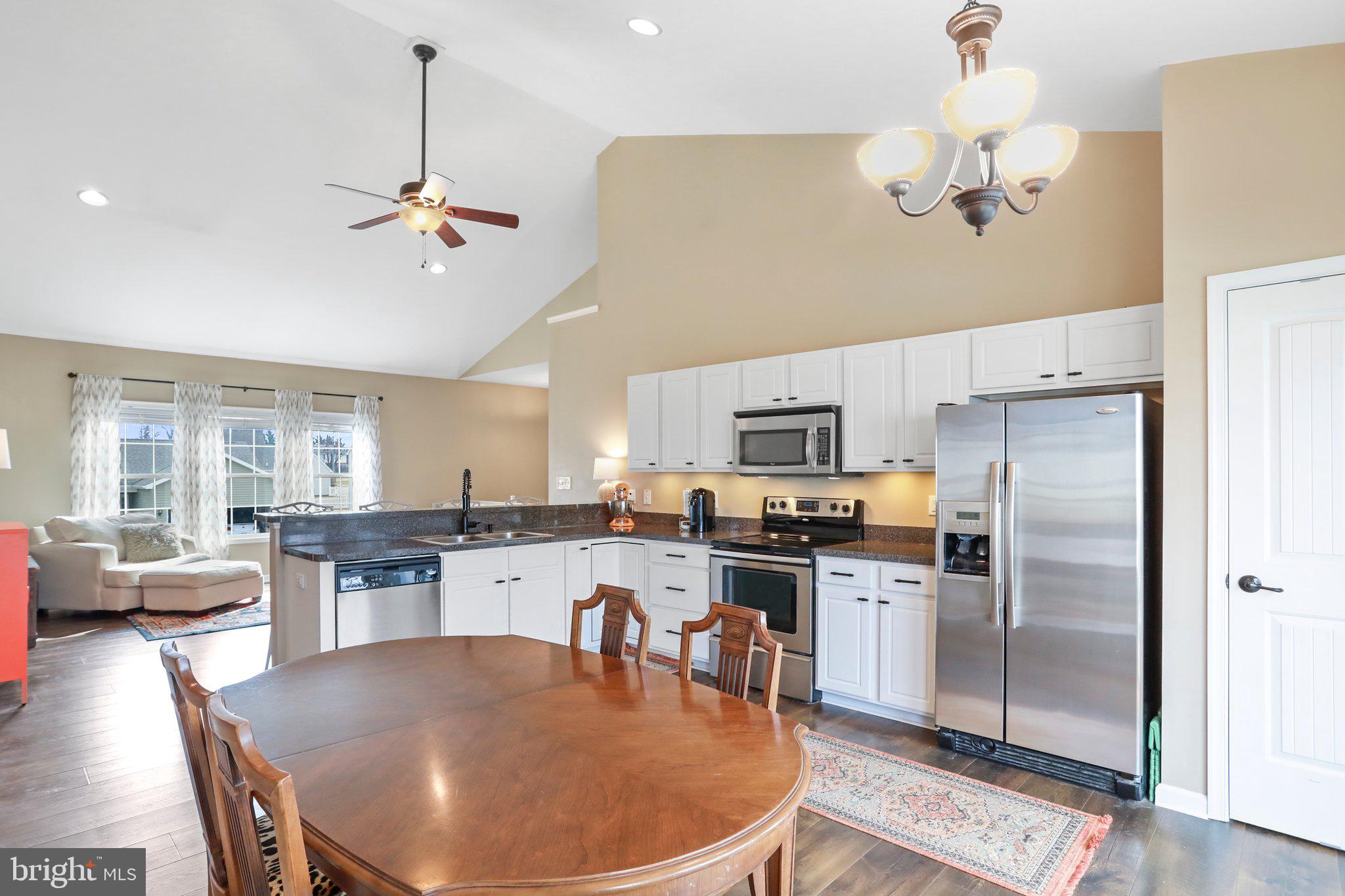 RED HILL - Residential