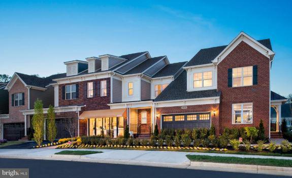 THE VISTAS AT LANSDOWNE - Residential