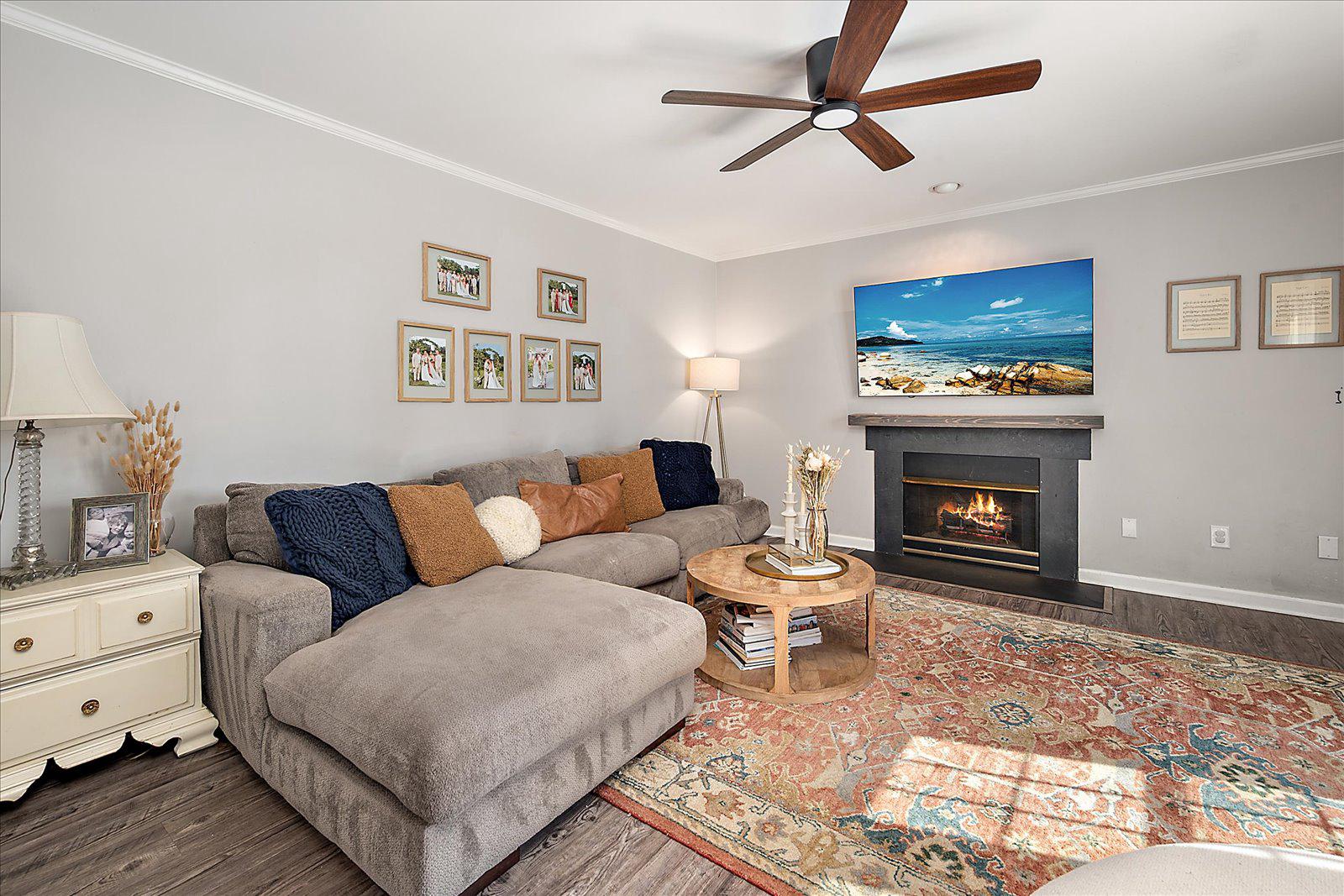 WILLOW CREEK - Residential