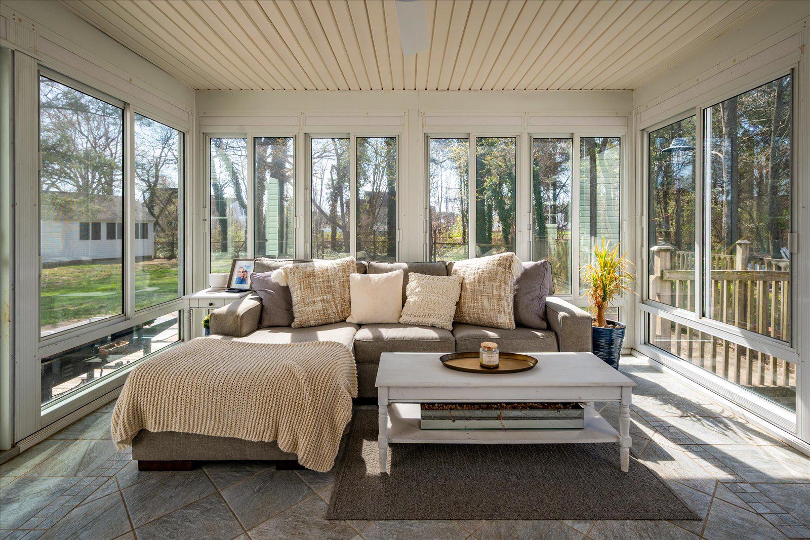 WILLOW CREEK - Residential