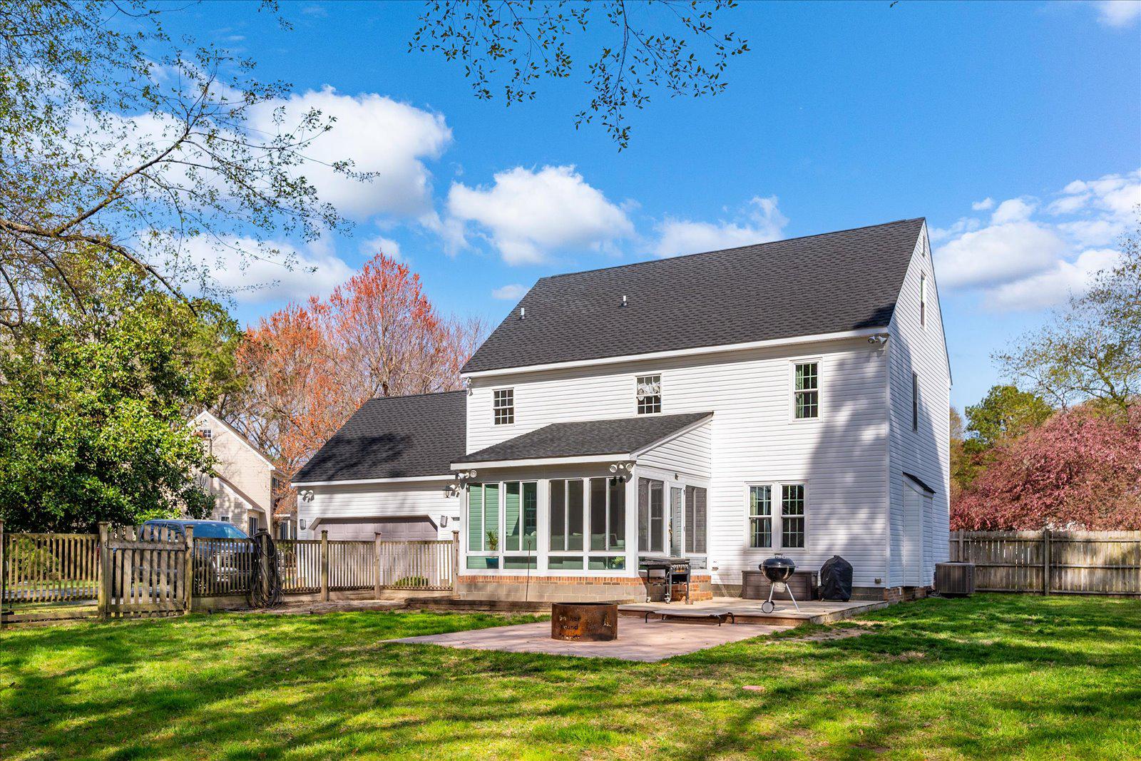 WILLOW CREEK - Residential