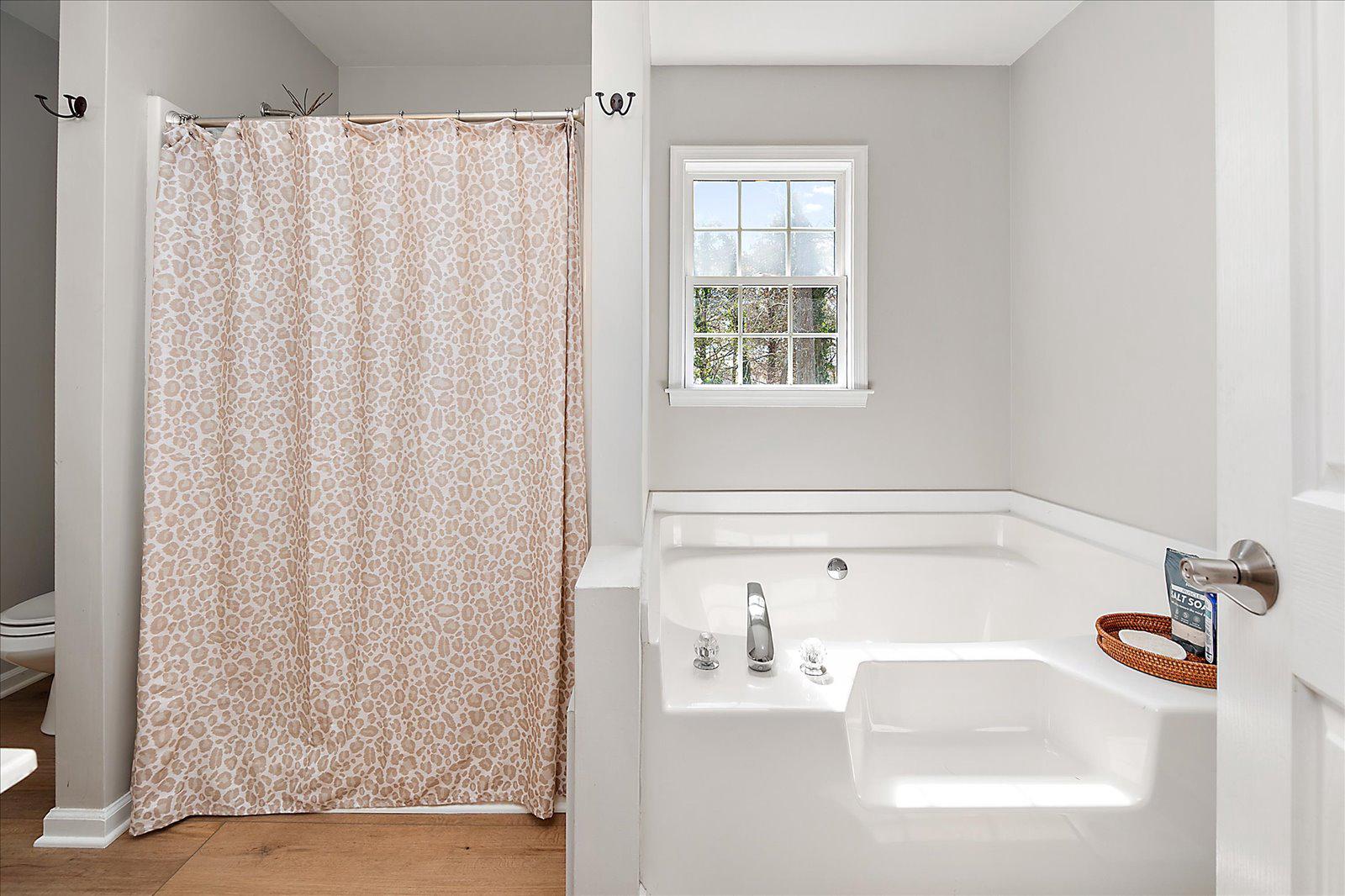 WILLOW CREEK - Residential