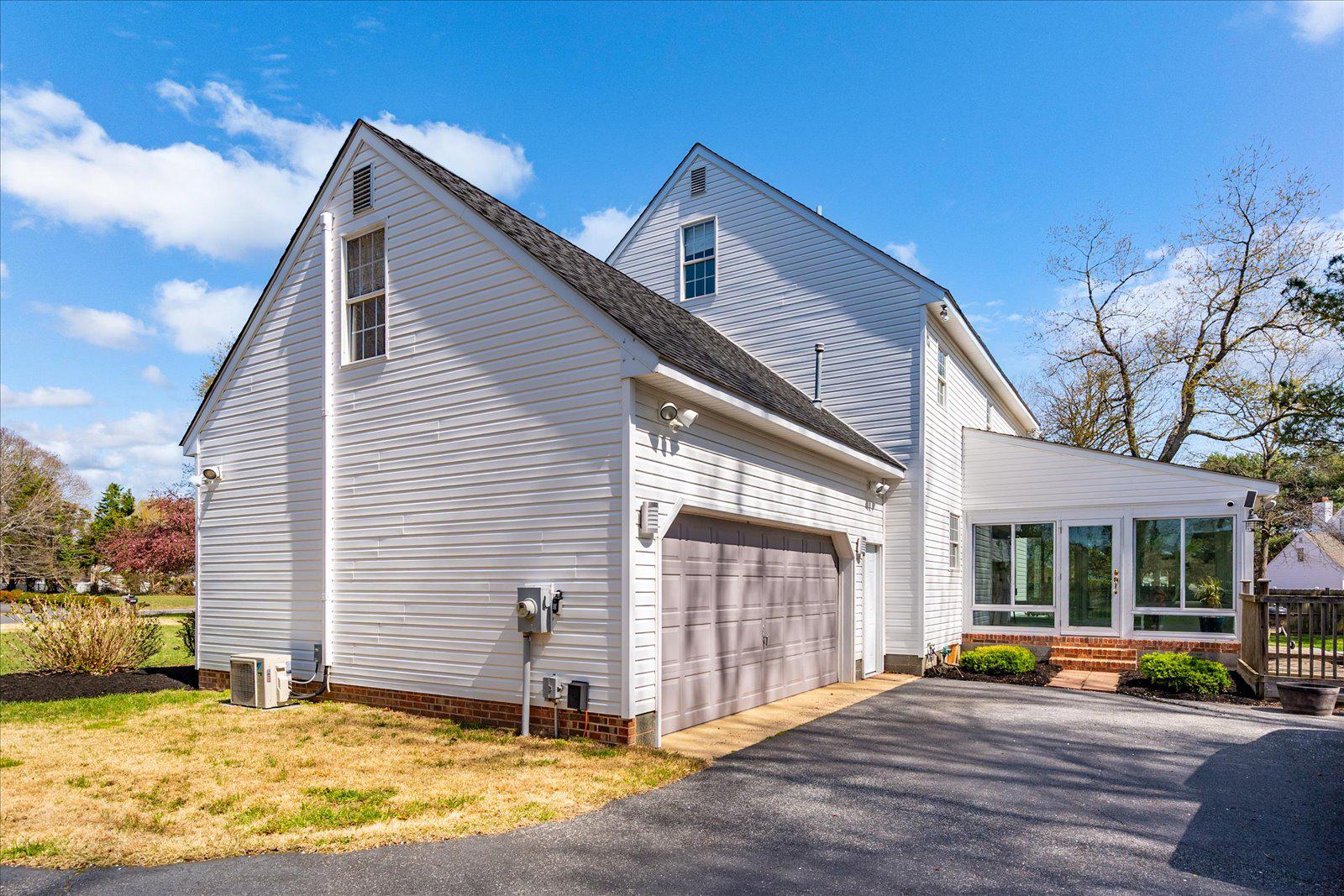 WILLOW CREEK - Residential