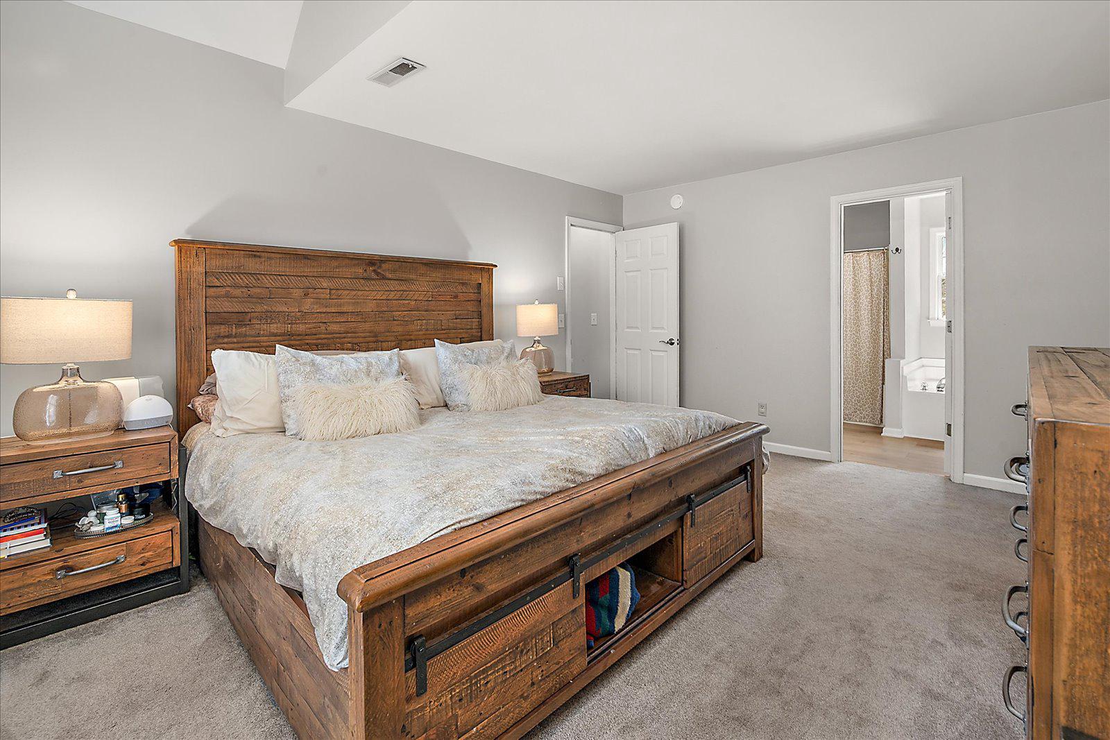 WILLOW CREEK - Residential