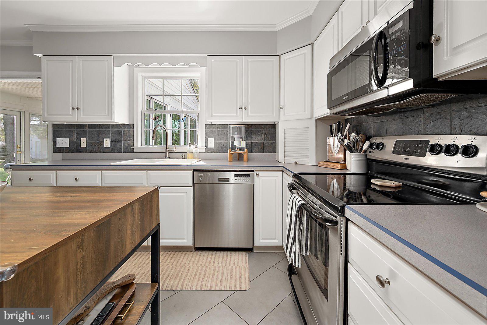 WILLOW CREEK - Residential