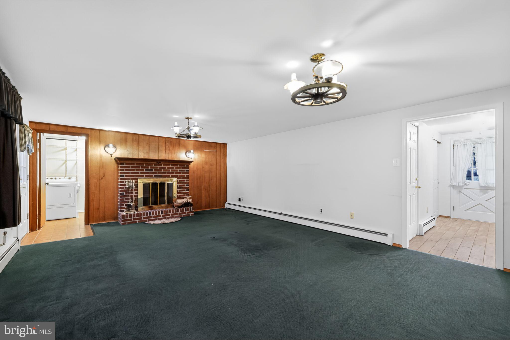 CASEY HIGHLANDS - Residential