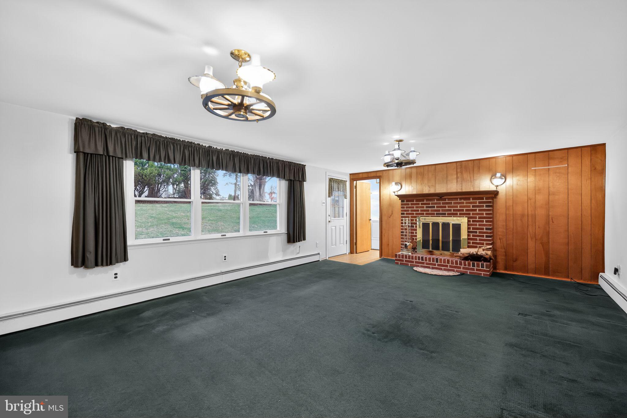 CASEY HIGHLANDS - Residential