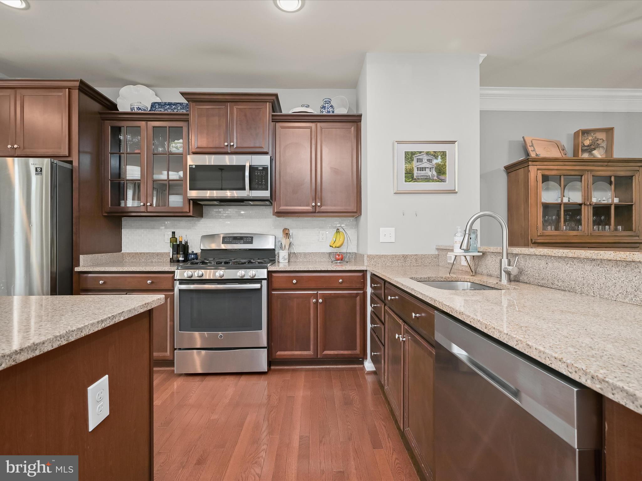 876 NANCY LYNN LANE