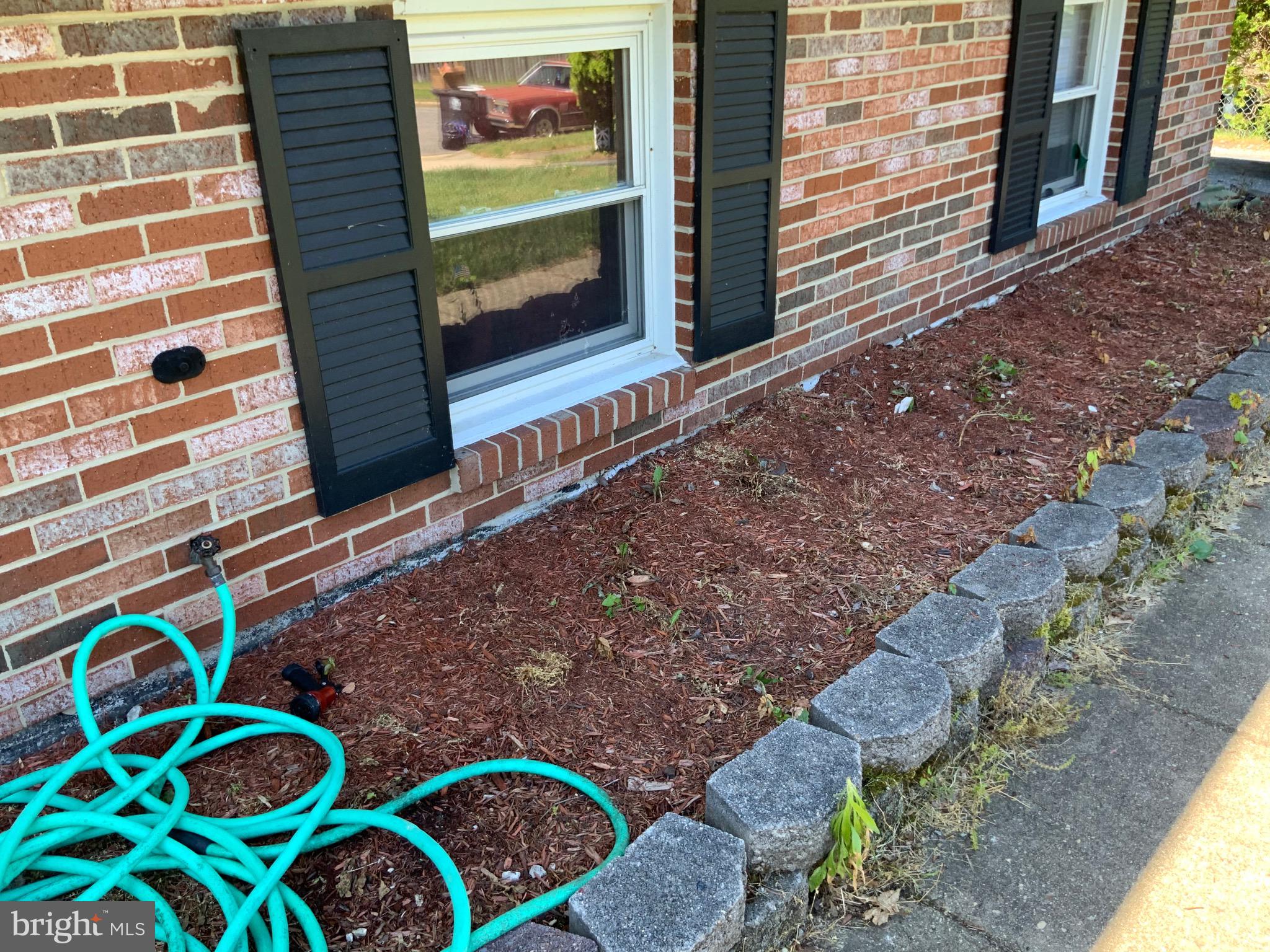 CLINTON WOODS - Residential