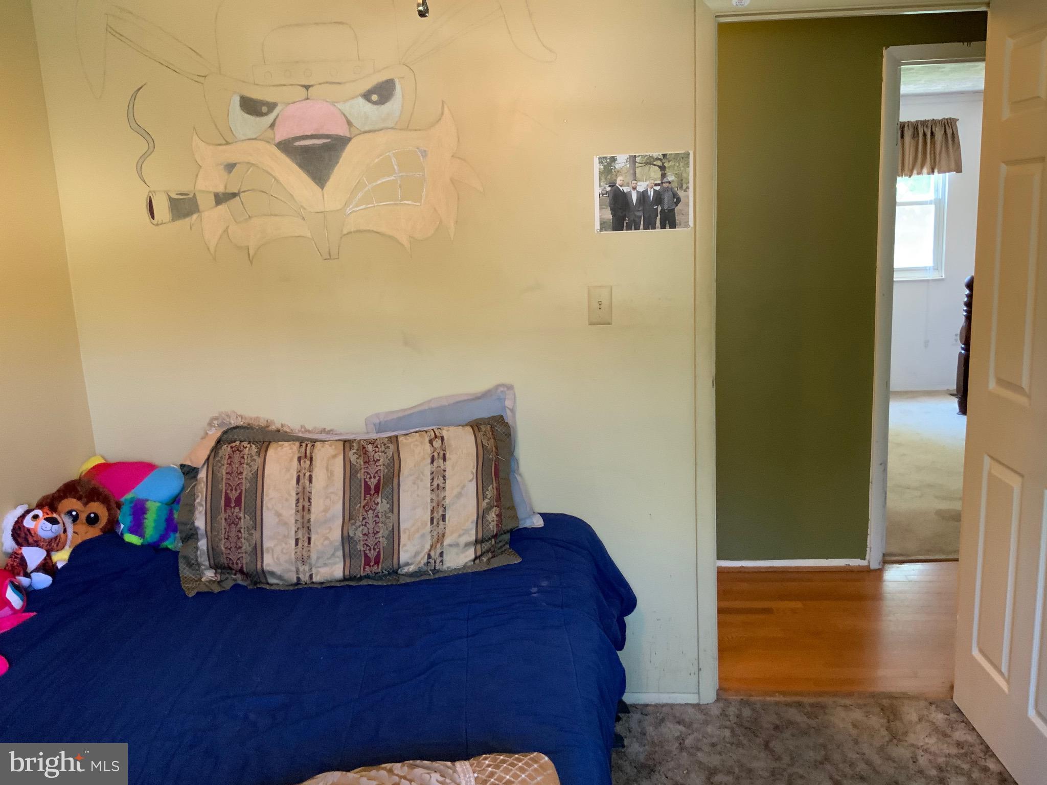 CLINTON WOODS - Residential