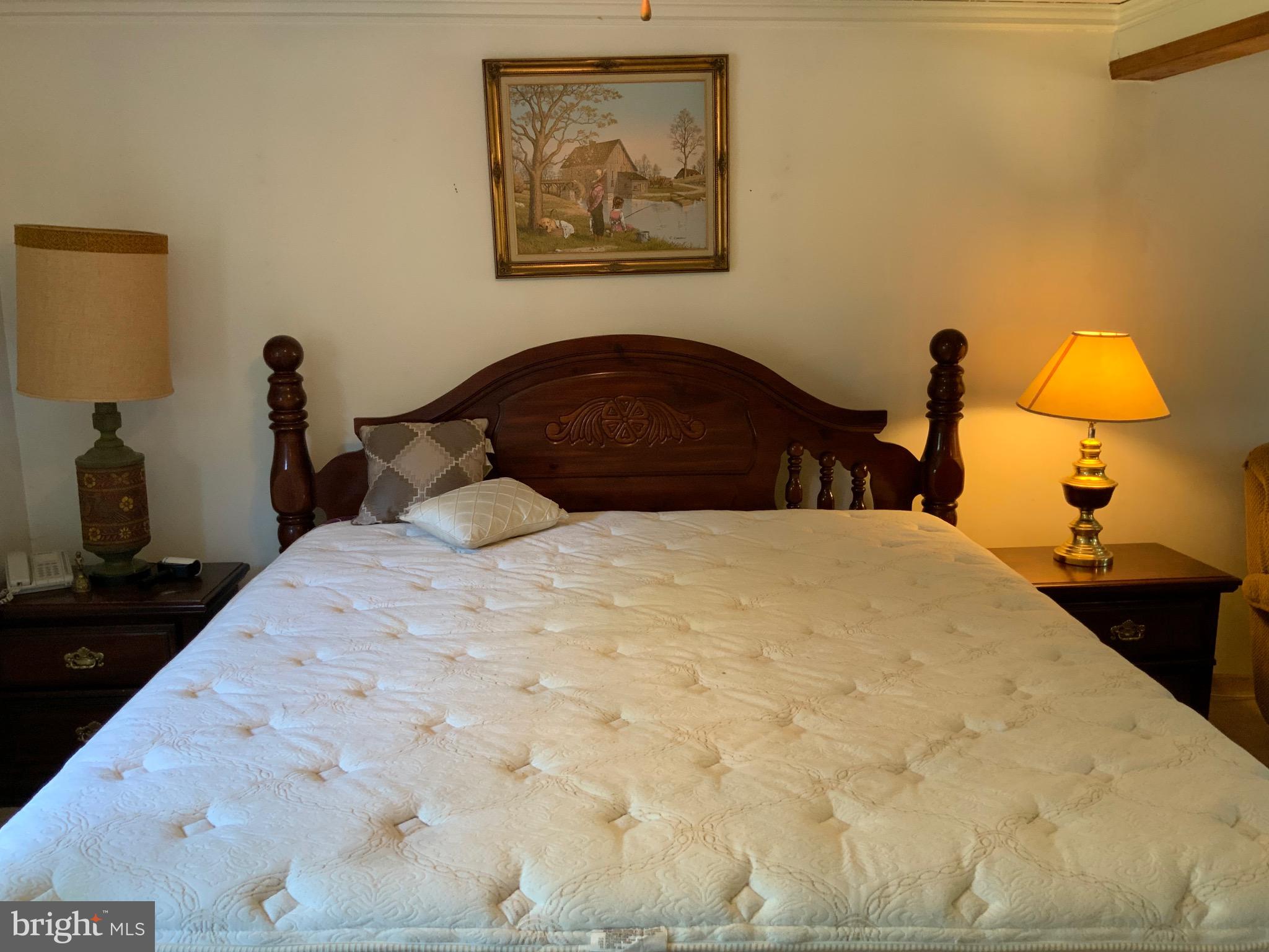 CLINTON WOODS - Residential