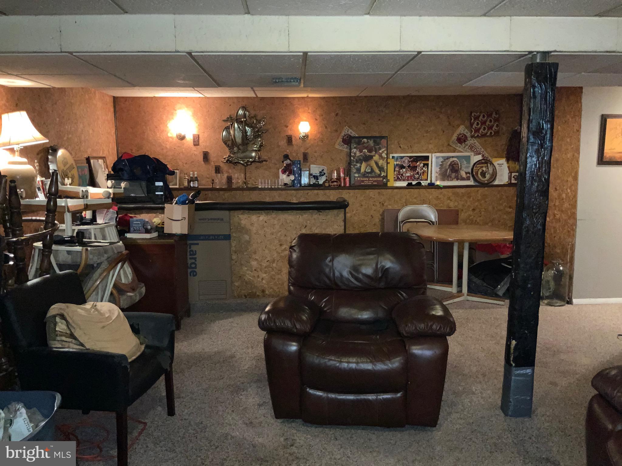 CLINTON WOODS - Residential