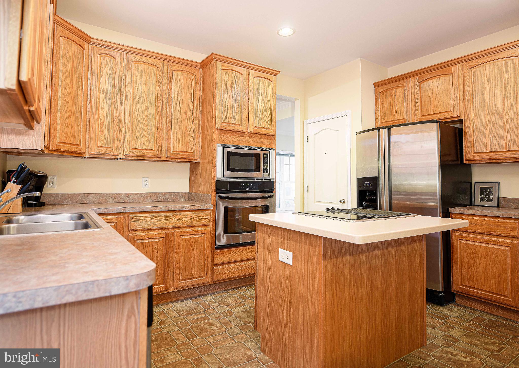 COKESBURY MANOR - Residential