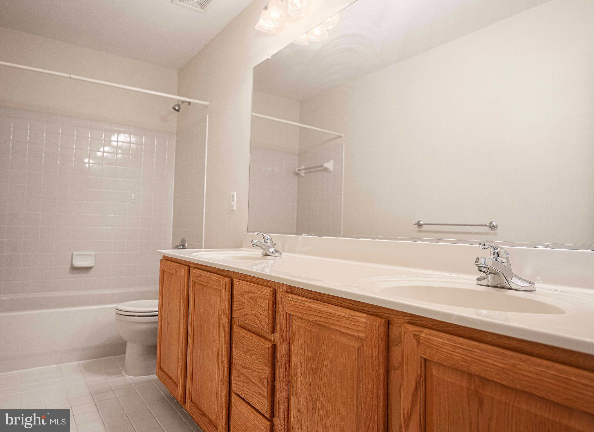 COKESBURY MANOR - Residential