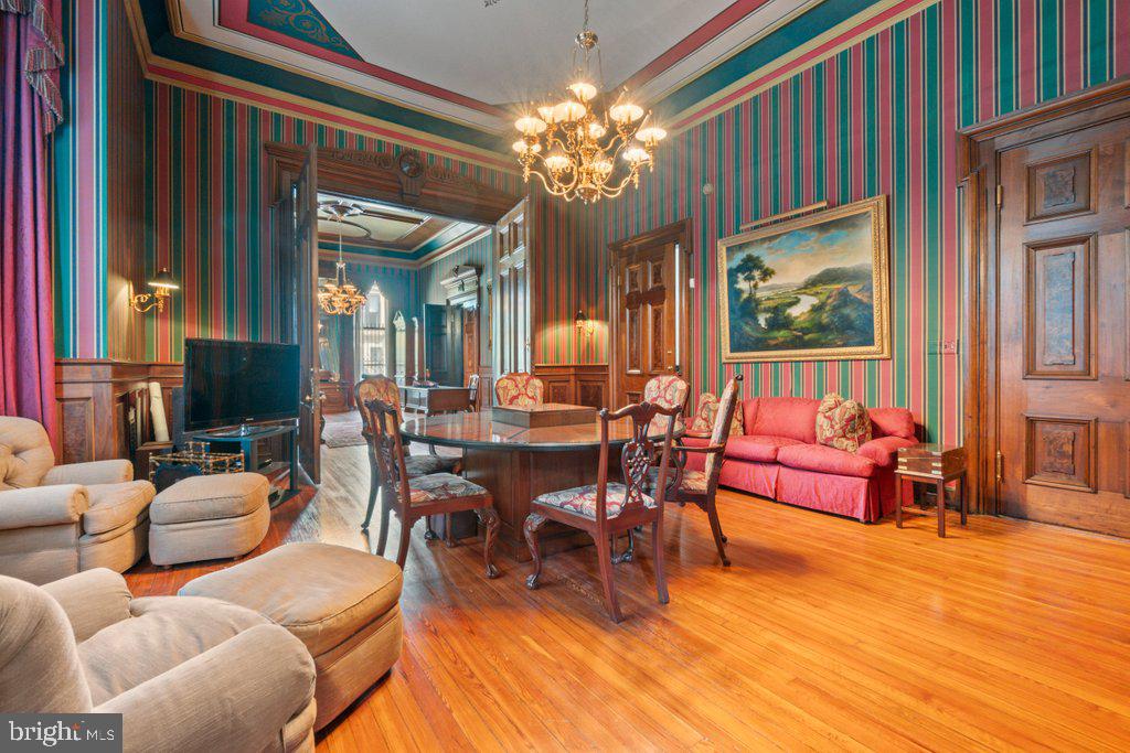 MOUNT VERNON - Commercial Sale