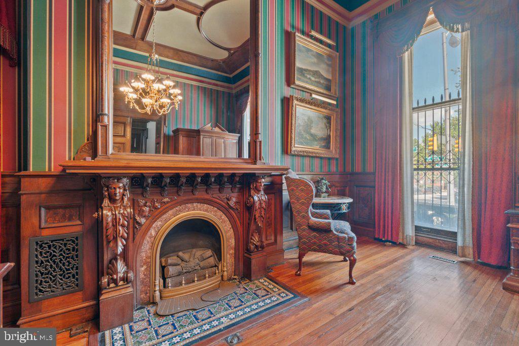 MOUNT VERNON - Commercial Sale