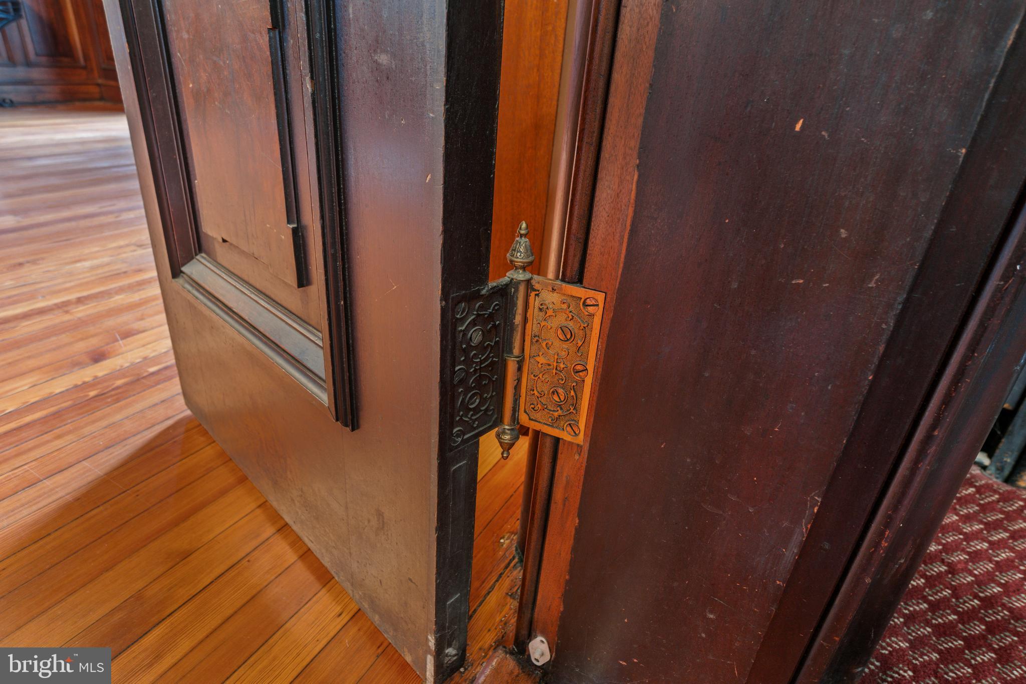 MOUNT VERNON - Commercial Sale
