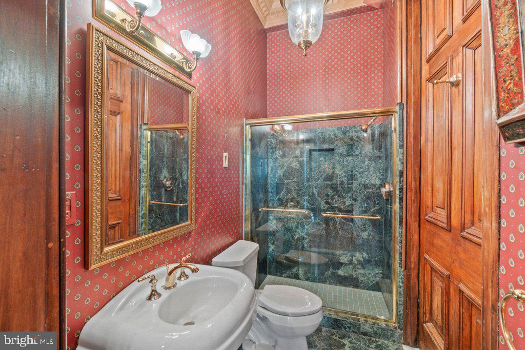MOUNT VERNON - Commercial Sale