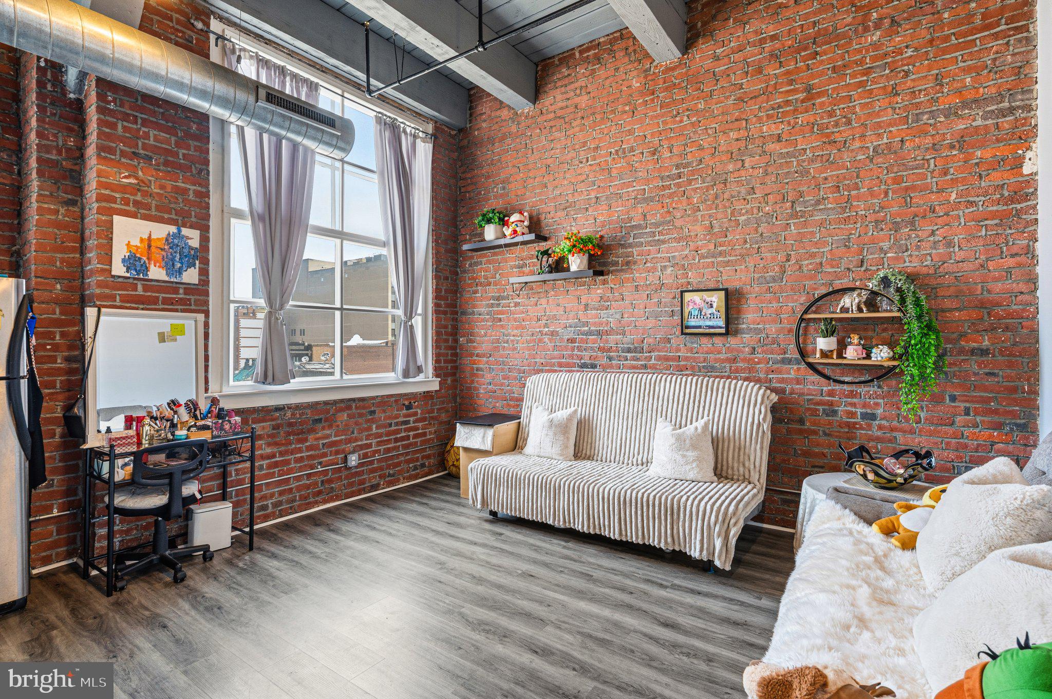 1010 ARCH STREET 00 513