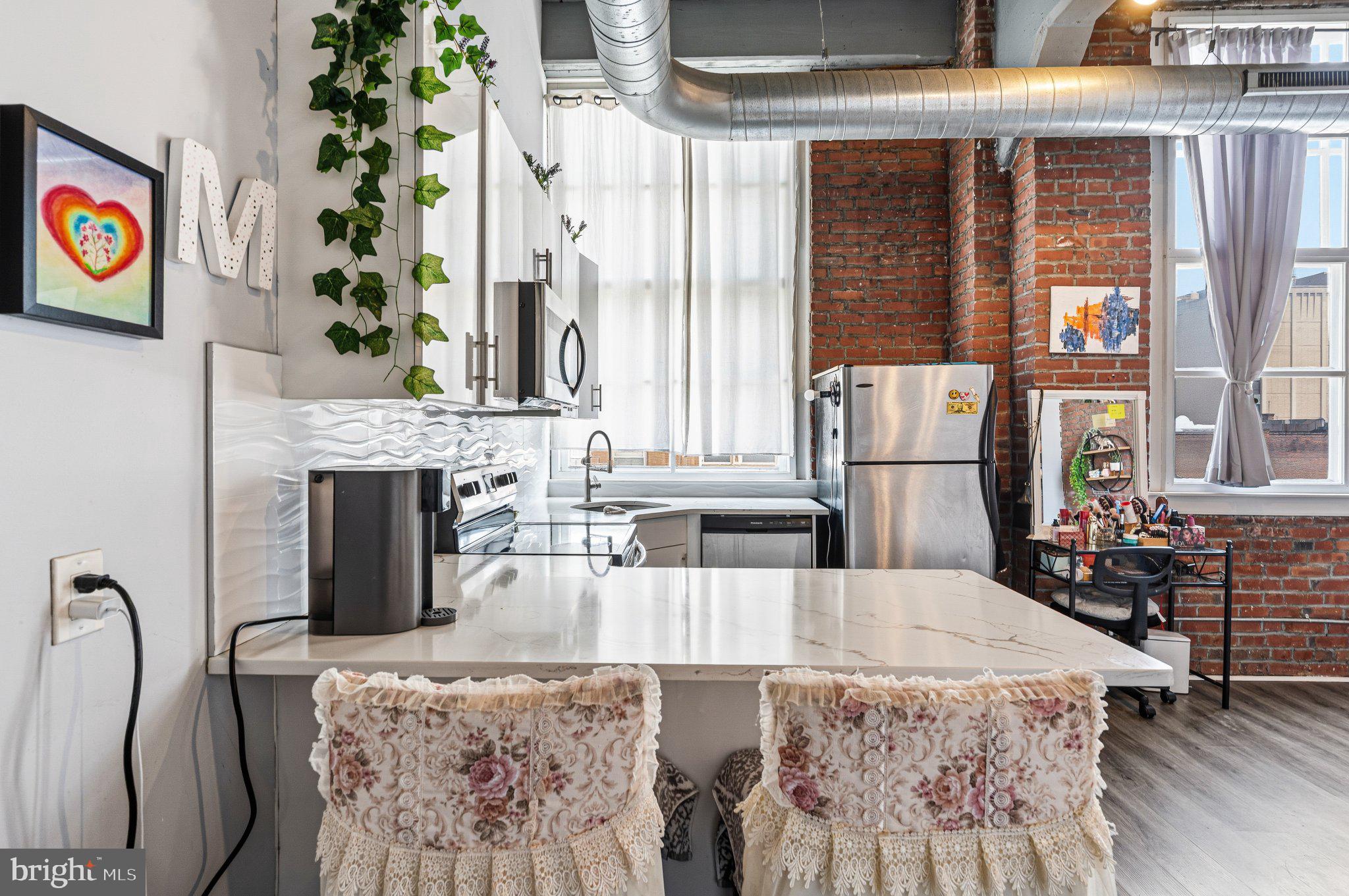1010 ARCH STREET 00 513
