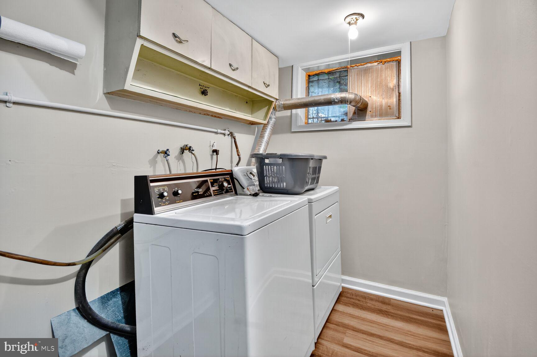 ROSECROFT PARK - Residential Lease