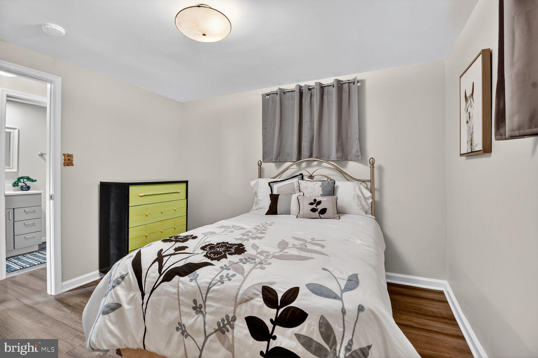 ROSECROFT PARK - Residential Lease