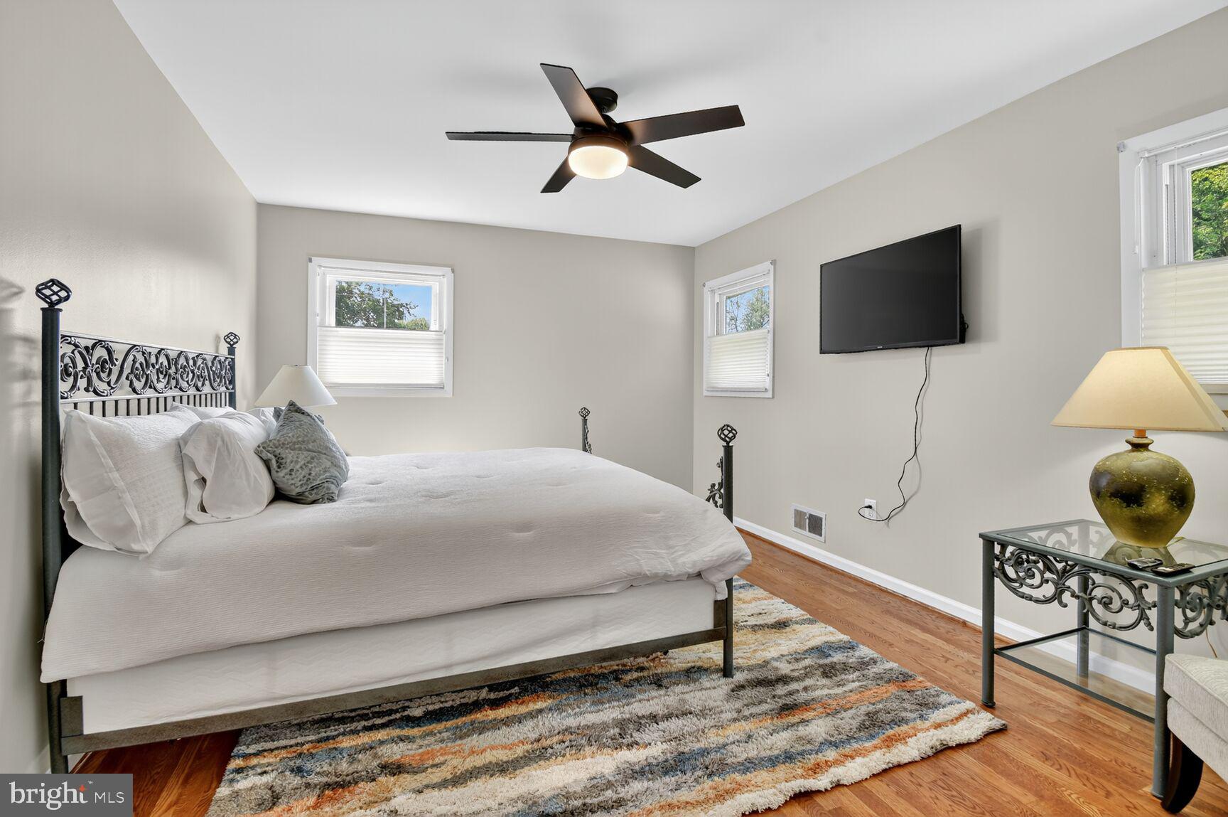 ROSECROFT PARK - Residential Lease