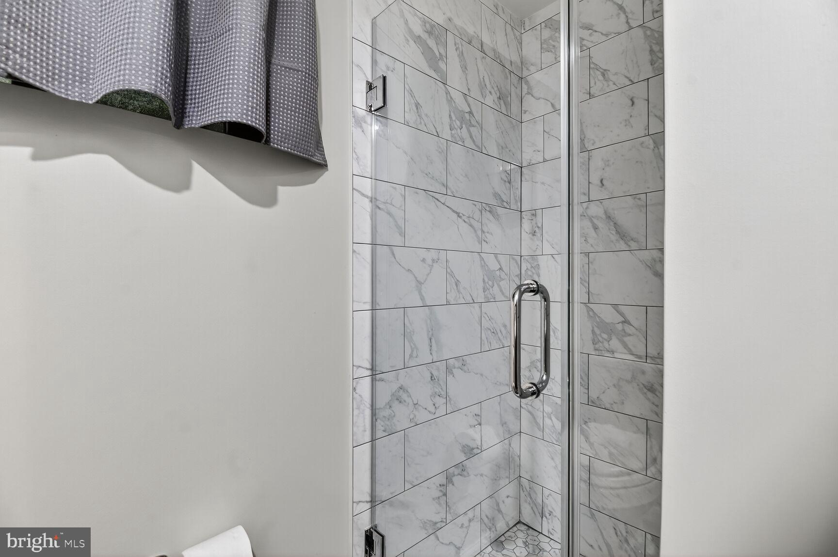 ROSECROFT PARK - Residential Lease