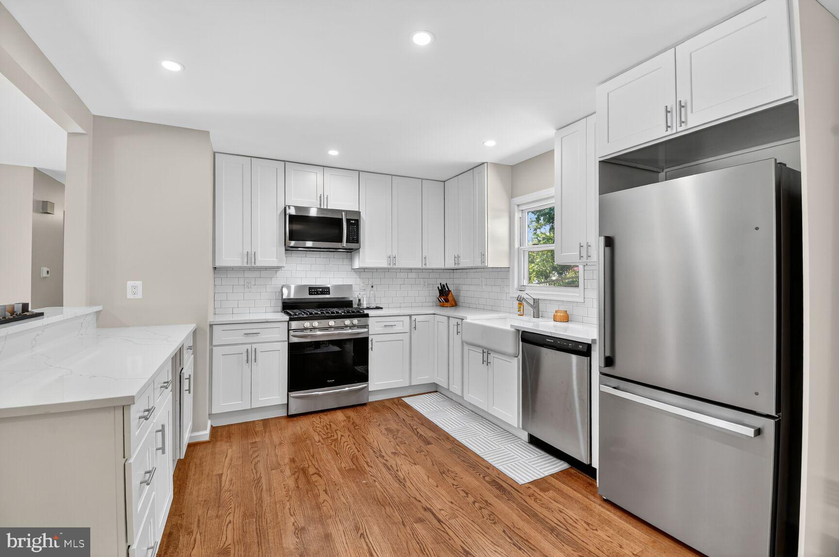 ROSECROFT PARK - Residential Lease