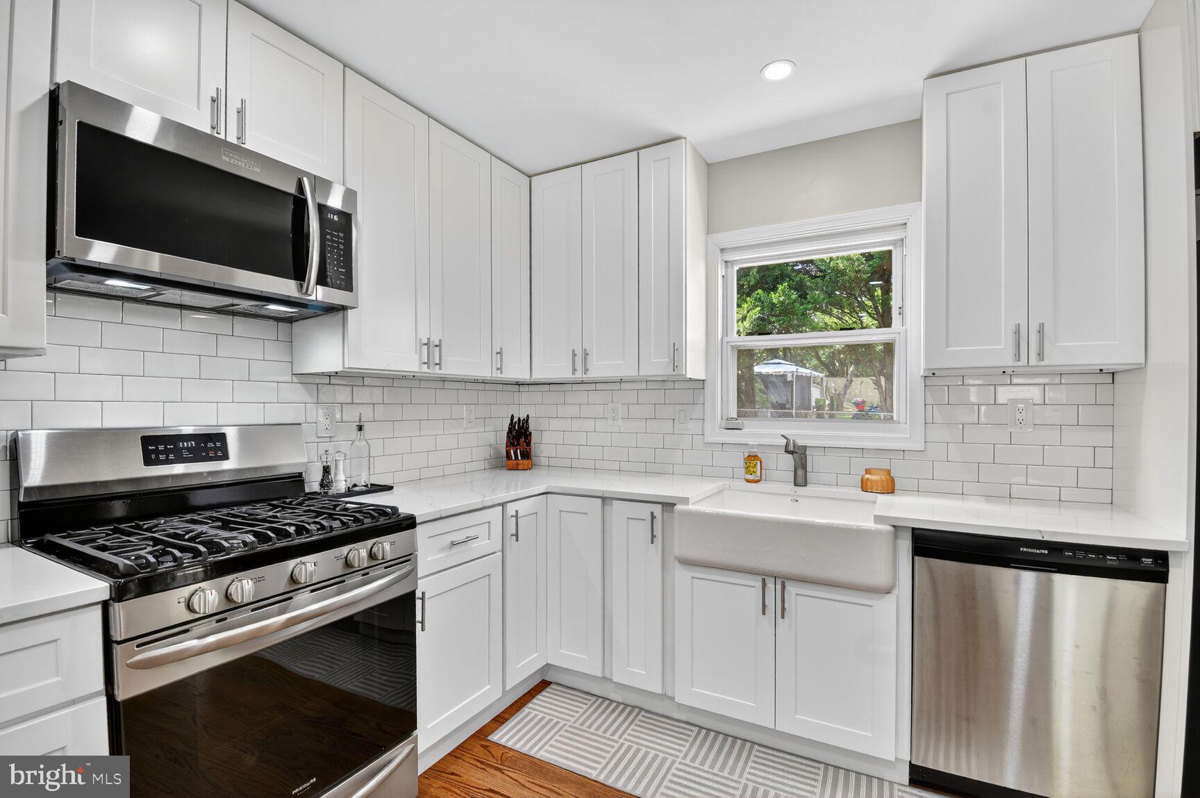 ROSECROFT PARK - Residential Lease