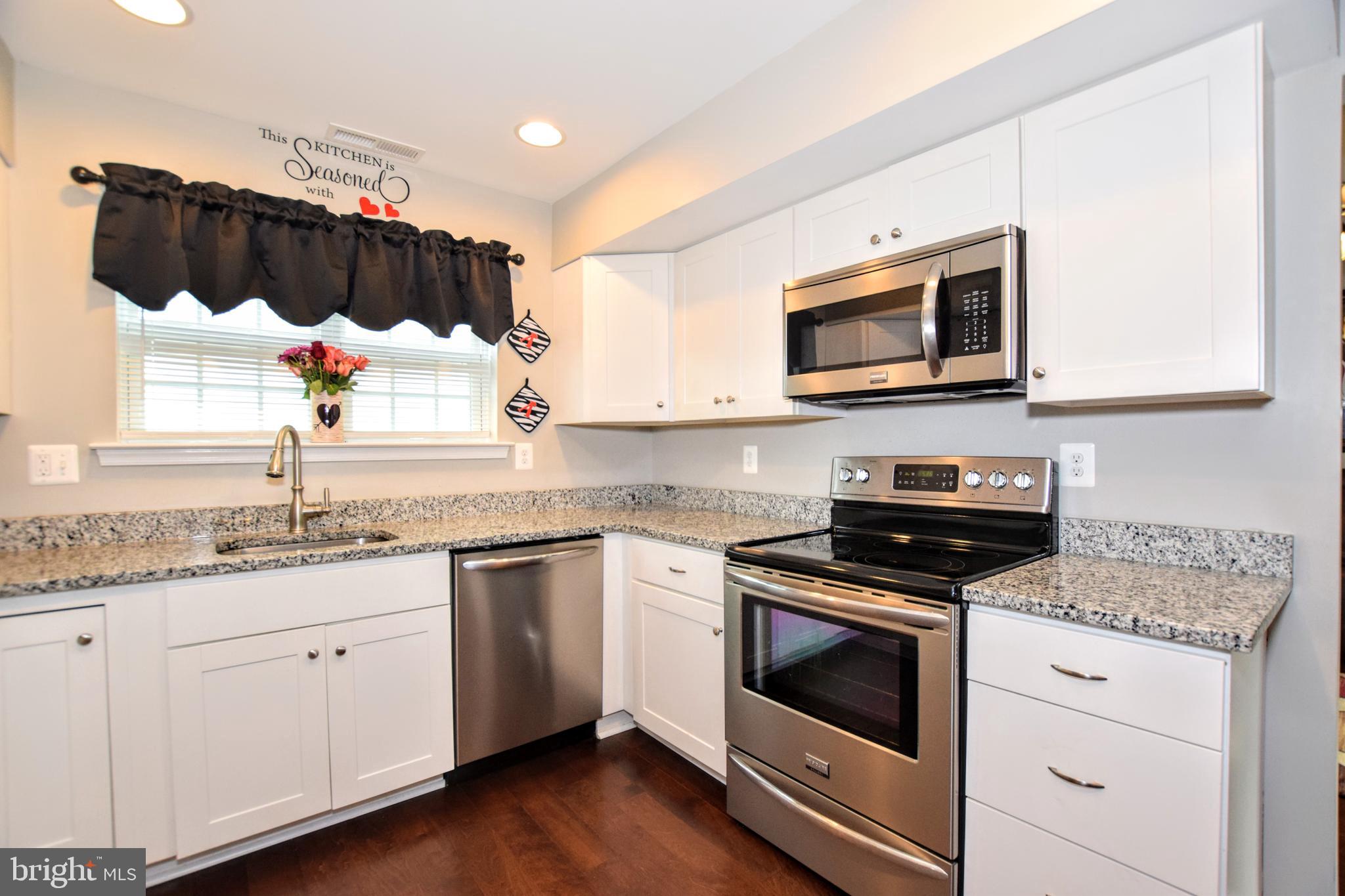 WILLOUGHBY WOODS - Residential