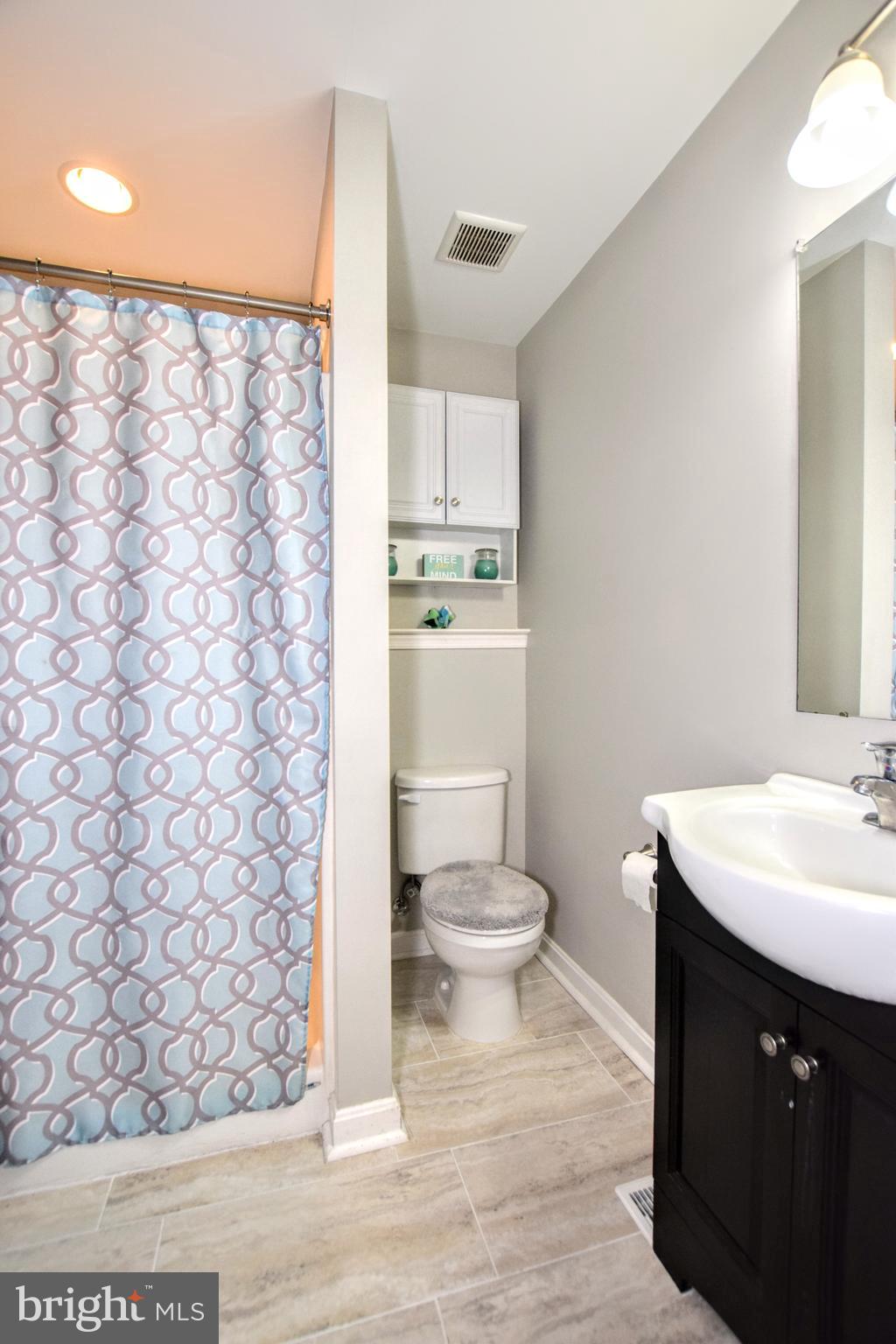 WILLOUGHBY WOODS - Residential