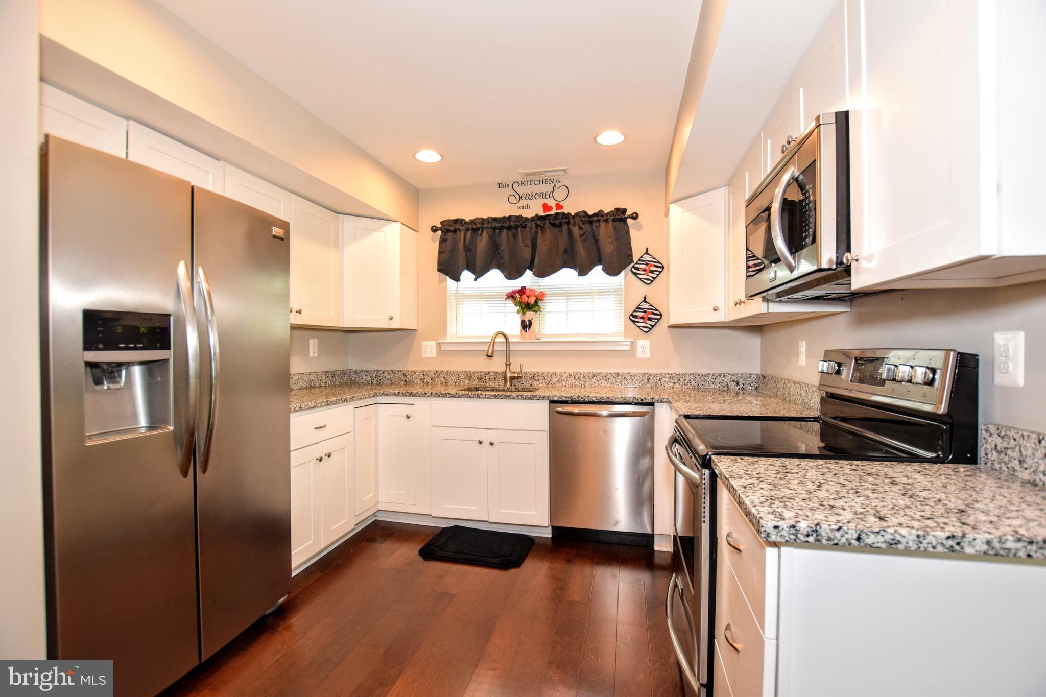 WILLOUGHBY WOODS - Residential